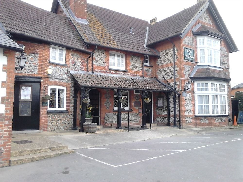 Отель The Rose & Crown Bulford Экстерьер фото